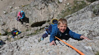 Routeninfos und Topos zum Klettergebiet «Rocher Baron» findest du im Kletterführer «Schweiz Plaisir SUD 2020» von edition filidor.