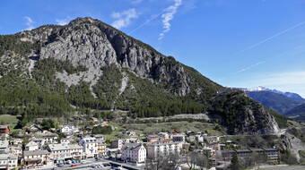 Routeninfos und Topos zum Klettergebiet «Croix de Toulouse» findest du im Kletterführer «Schweiz Plaisir SUD 2020» von edition filidor.