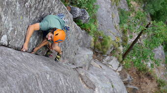 Routeninfos und Topos zum Klettergebiet «Valle di Foiòi» findest du im Kletterführer «extrem SUD» von edition filidor.