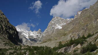 Routeninfos und Topos zum Klettergebiet «Sagnette» findest du im Kletterführer «Schweiz Plaisir SUD 2020» von edition filidor.