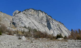 Routeninfos und Topos zum Klettergebiet «Dalle de la Rosière» findest du im Kletterführer «Schweiz Plaisir West Band 2» von edition filidor.