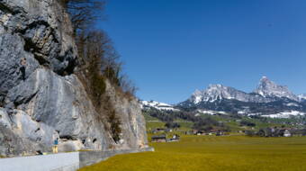 Routeninfos und Topos zum Klettergebiet «Chämiloch» findest du im Kletterführer «Schweiz plaisir OST» von edition filidor.