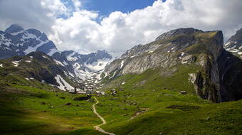Routeninfos und Topos zum Klettergebiet «Meglisalp» findest du im Kletterführer «Schweiz plaisir OST» von edition filidor.