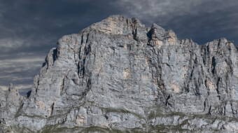 Routeninfos und Topos zum Klettergebiet «Tällistock» findest du im Kletterführer «Schweiz extrem West Band 2» von edition filidor.