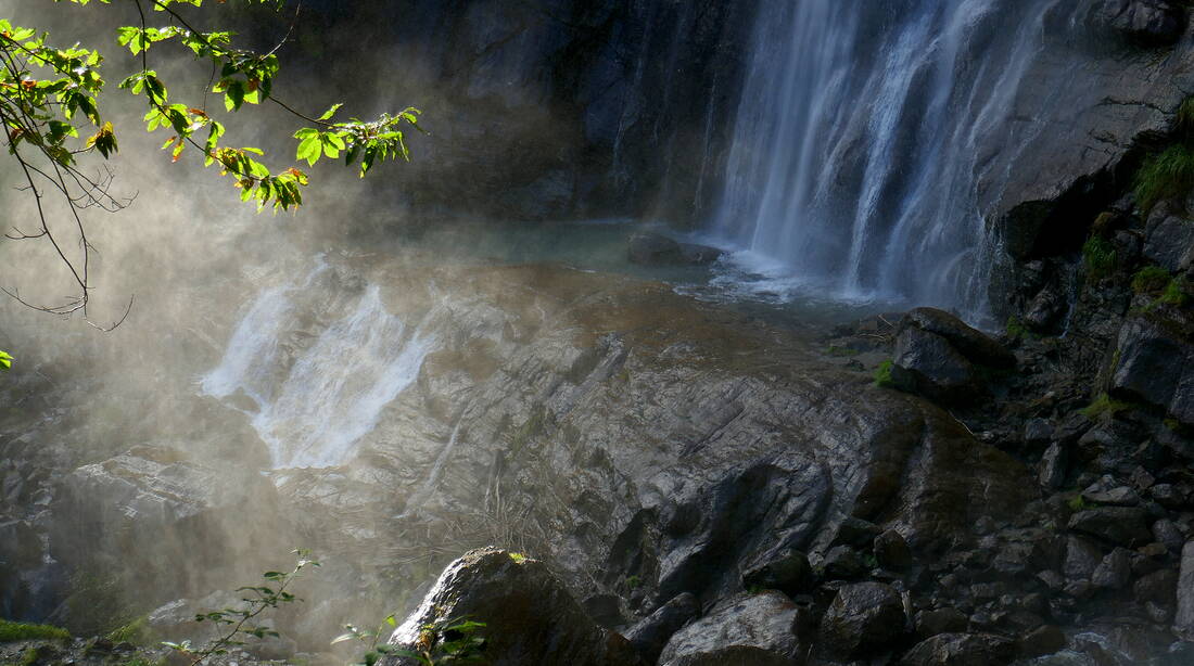 Routeninfos und Topos zum Klettergebiet «Chiavenna» findest du im Kletterführer «Schweiz Plaisir SUD 2020» von edition filidor.