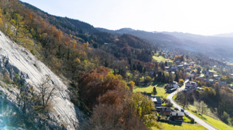 Routeninfos und Topos zum Klettergebiet «La Frasse» findest du im Kletterführer «Schweiz Plaisir West Band 2» von edition filidor.