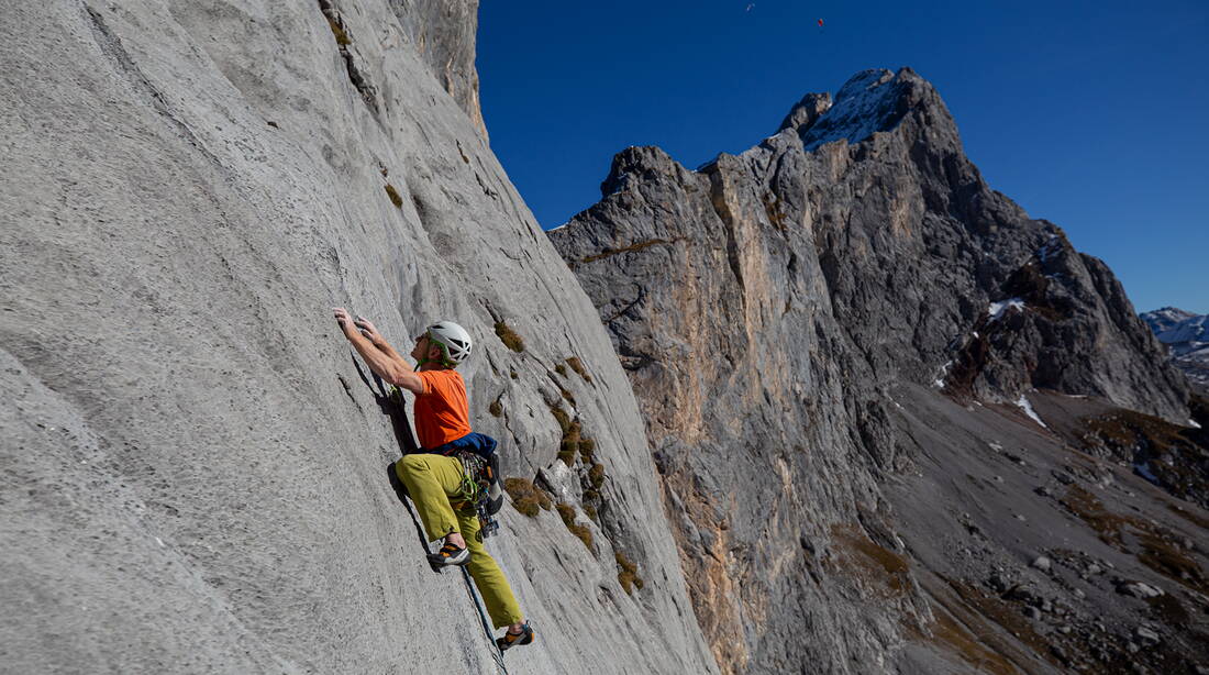 Routeninfos und Topos zum Klettergebiet «Partnun» findest du im Kletterführer «Schweiz plaisir OST» von edition filidor.