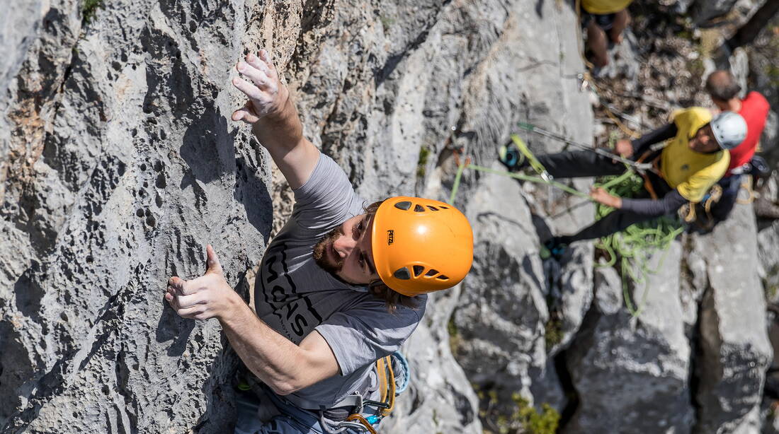 Routeninfos und Topos zum Klettergebiet «Wissenfluh» findest du im Kletterführer «Schweiz Plaisir West Band 1» von edition filidor.