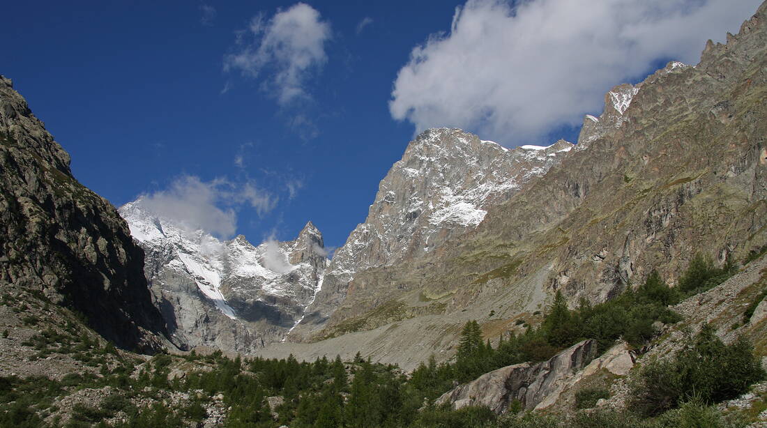 Routeninfos und Topos zum Klettergebiet «Sagnette» findest du im Kletterführer «Schweiz Plaisir SUD 2020» von edition filidor.