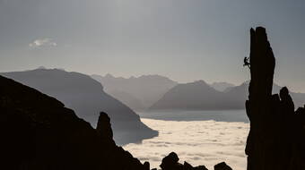 Routeninfos und Topos zum Klettergebiet «Holzegg» findest du im Kletterführer «Schweiz plaisir OST» von edition filidor.