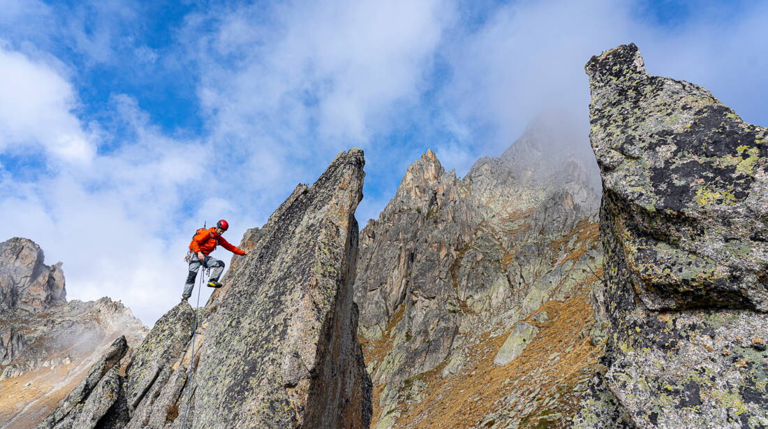 Routeninfos und Topos zum Klettergebiet «Orny – Aiguilles Dorées» findest du im Kletterführer «Schweiz Plaisir West 2019» von edition filidor.