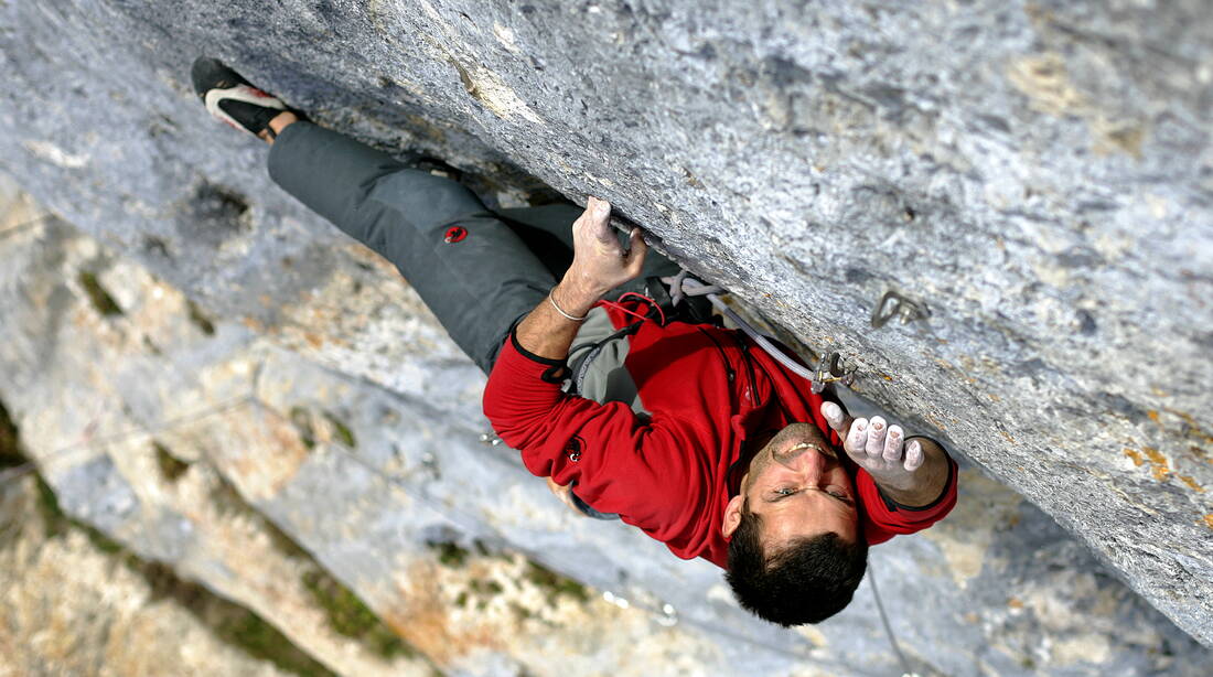 Routeninfos und Topos zum Klettergebiet «St-Loup» findest du im Kletterführer «Schweiz extrem JURA» von edition filidor.