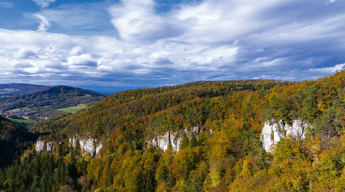 Routeninfos und Topos zum Klettergebiet «Seetalhöhe» findest du im Kletterführer «Schweiz plaisir JURA» von edition filidor.