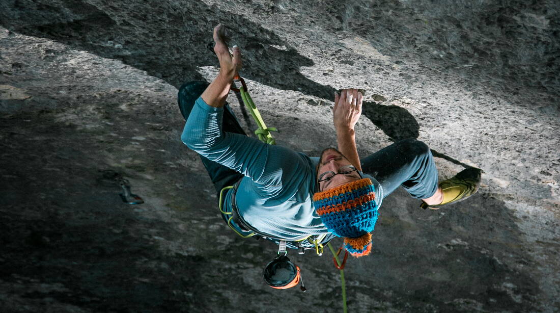 Routeninfos und Topos zum Klettergebiet «Balmchopf» findest du im Kletterführer «Schweiz extrem JURA» von edition filidor.