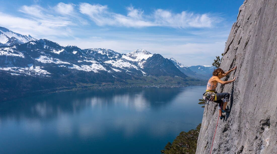 Routeninfos und Topos zum Klettergebiet «Klettergärten Gersau» findest du im Kletterführer «Schweiz plaisir OST» von edition filidor.